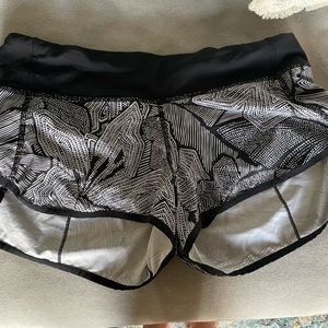 Lulu speed up shorts